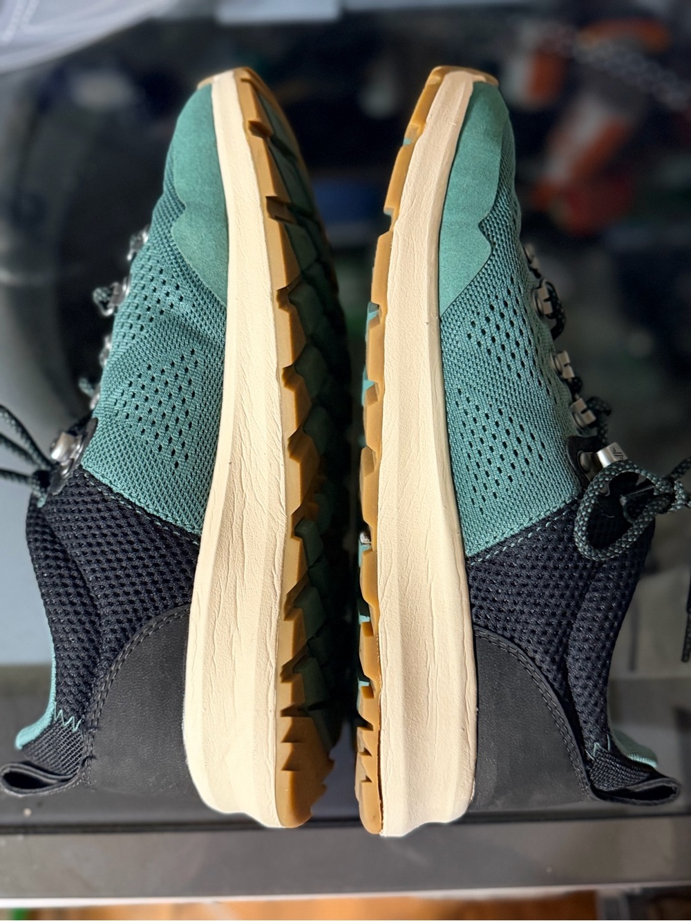 Forsake Thatcher Low Aqua Trail Hiking Sneakers Women’s 7.5 Teal Black - Picture 3 of 7
